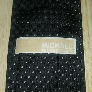Michael Kors Black & Silver Slim Silk Tie